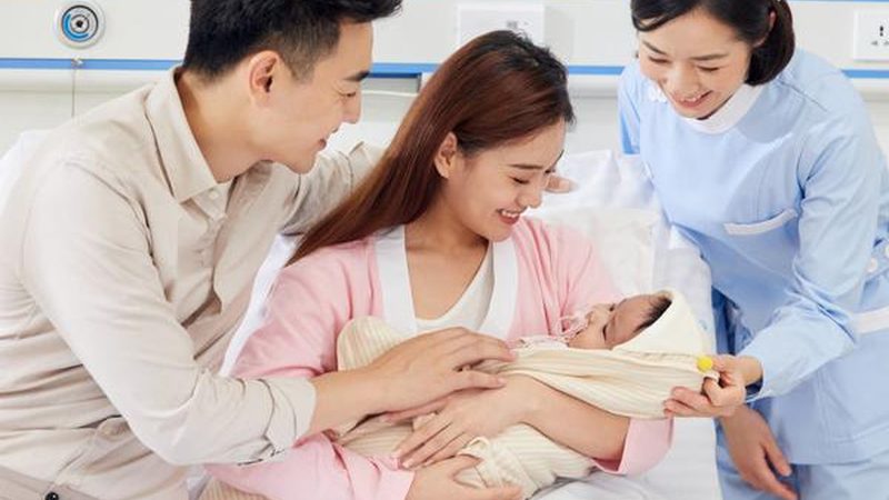 婴儿洗澡防滑垫：安全选择，呵护宝宝第一步