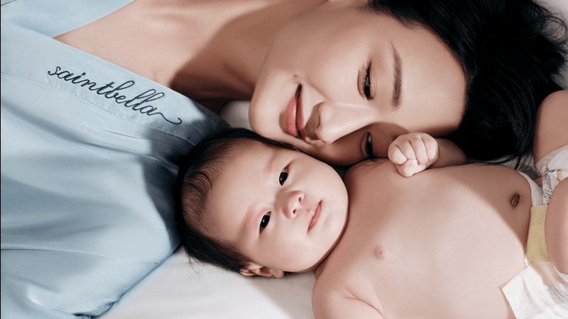产后修复：新手妈妈的肌肤护理步骤详解